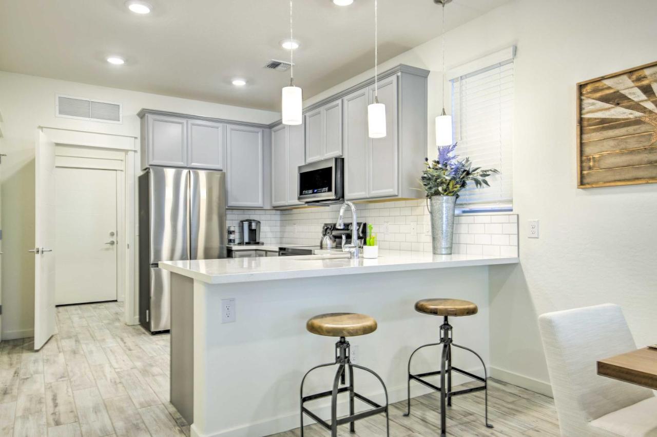New-Build Chandler Townhome Pool And Hot Tub Access Εξωτερικό φωτογραφία